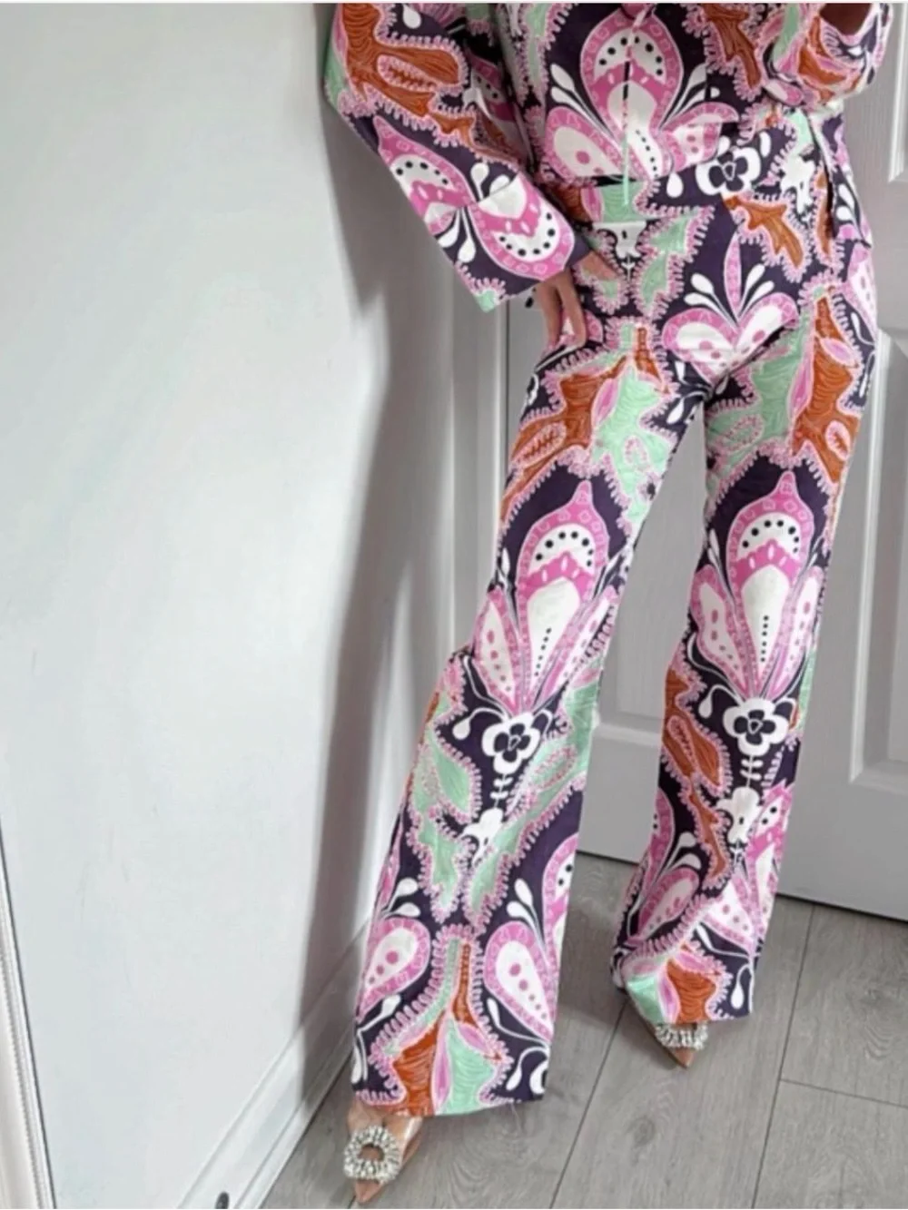 Zara Linen Multicolored Two-Piece Set size XS comes with scrunchie